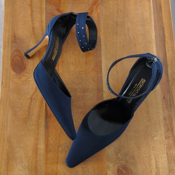 FINAL SALE 🆕🌿GIORGIO IACHINI ITALIAN HEELS🌿 - Picture 5 of 12